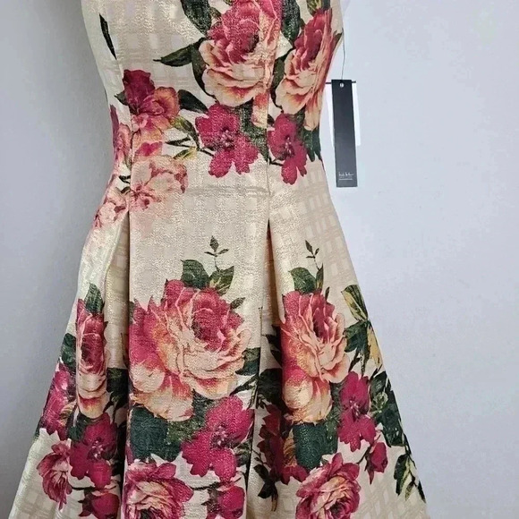Nicole Miller New York Dress NWT Size 2 - Picture 2 of 9